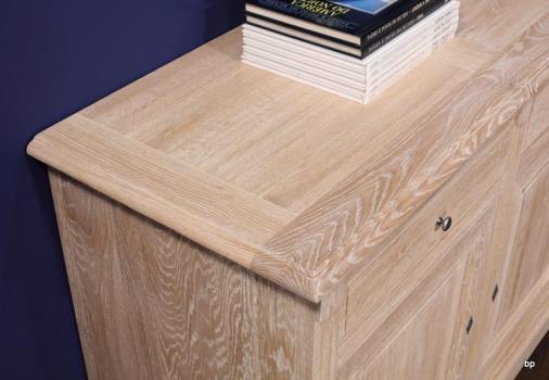 Buffet 3 portes 3 tiroirs Valentin, réalisé en Chêne massif de style Directoire 