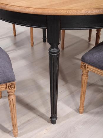 Table ovale 160x120 Lambert réalisée en Chêne Massif de style Louis XVI Finition Chêne Brossé 