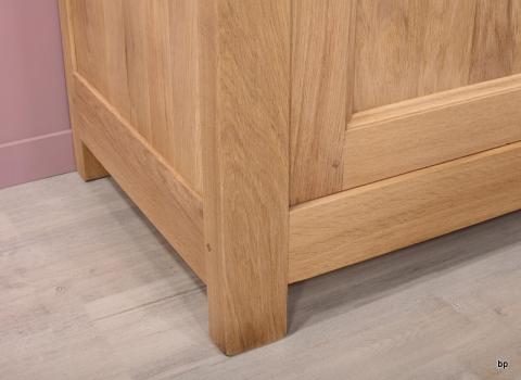 Armoire ou Bonnetière 1 porte Timothé réalisée en Chêne Massif de style Campagnard Finition chêne Brossé
