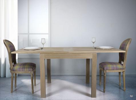 Table de repas 90x90 réalisée en Chêne massif de style Contemporain, plateau ouvert 180x90