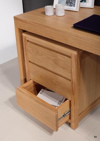 Bureau Contemporain en chêne accompagné de son caisson de 3 tiroirs sur roulettes