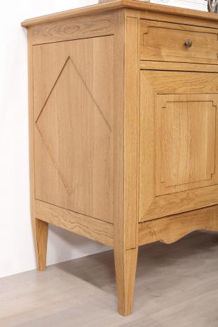 Buffet 2 portes 2 tiroirs Rose des vents réalisé en Chêne Massif de style Directoire