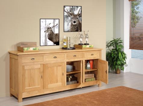 Buffet 4 portes Amaury réalisé en Chêne Massif de style Campagnard