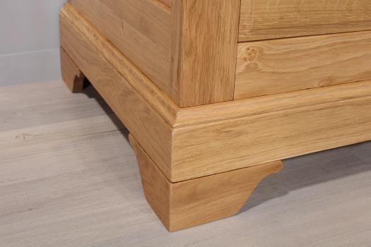 Armoire 3 portes 3 tiroirs Loïc réalisée en Chêne Massif de style Louis Philippe FINITION CHENE BROSSE
