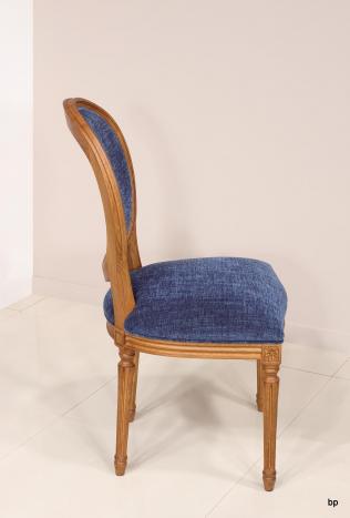 Chaise Simon réalisée en Chêne Massif de style Louis XVI Finition Brossé doré patiné
