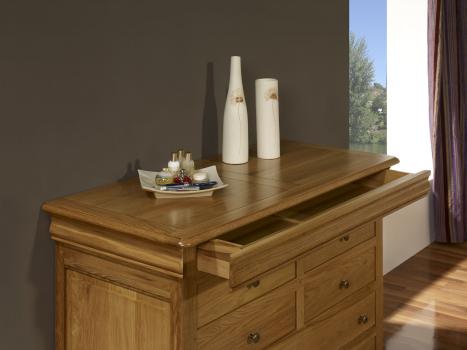 Commode 7 tiroirs Mathilde en chêne massif de style Louis Philippe