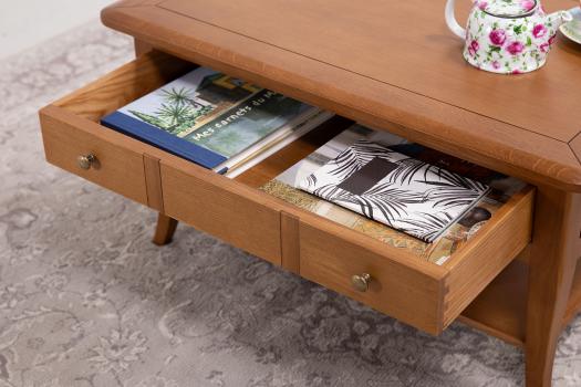 Table Basse rectangulaire Alexandre réalisée en Chêne de style Louis Philippe Longueur 85 cm