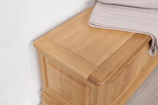  Banc coffre Bruno, réalisé en Chêne Massif de style Louis Philippe Longueur 120 cm 