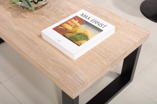 Table basse rectangulaire de ligne Contemporaine, réalisée en Chêne et Fer