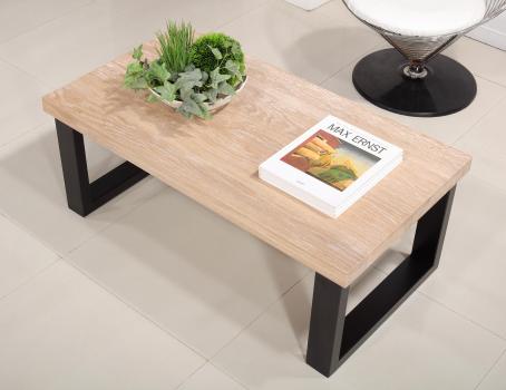 Table basse rectangulaire de ligne Contemporaine, réalisée en Chêne et Fer