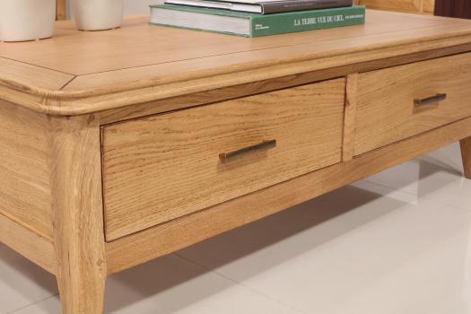 Table basse rectangulaire Evan, réalisée en chêne de style contemporain 2 grands tiroirs va-et-vient