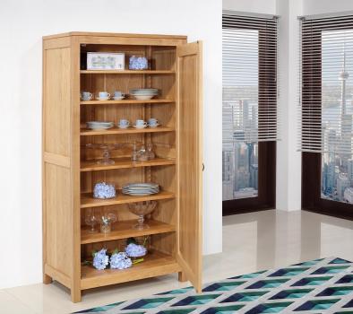 Armoire ou Bonnetière 1 porte réalisée en chêne massif de ligne Contemporaine 