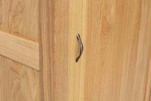 Armoire ou Bonnetière 1 porte réalisée en chêne massif de ligne Contemporaine 
