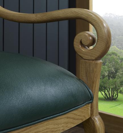 Fauteuil Crosse de style Louis Philippe en chêne massif