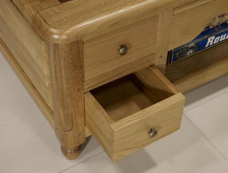 Table basse Jeu d'échec réalisée en Chêne et Noyer de style Louis Philippe