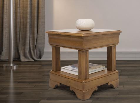 Bout de canapé ou Table d'appoint  réalisé en chêne de style Louis Philippe Finition Chêne doré Patine Antiquaire (léger vieillissement du bois)