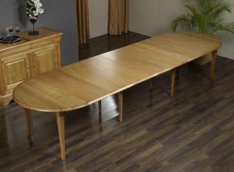 Table ronde à volets réalisée en Chêne Massif de style Louis Philippe, 8 pieds Sabres 8 allonges de 40 cm DIAMETRE 110