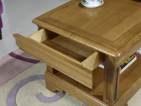 Table basse Eliot réalisée en Chêne de style Louis Philippe
