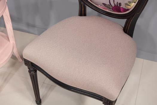 Chaise Simon réalisée en Chêne Massif de style Louis XVI Finition Chêne Brossé Noir 