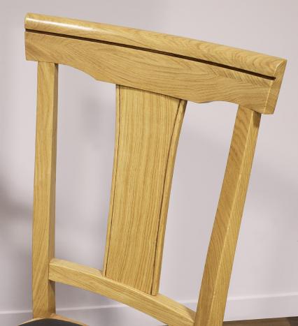 Chaise Mia réalisée en Chêne Massif de style Louis Philippe 