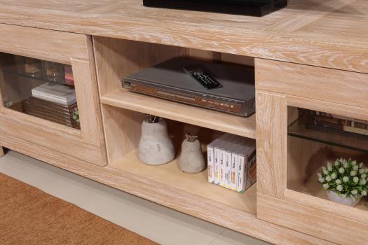 Meuble TV 2 portes vitrées Loann réalisé en chêne massif de style Contemporain 