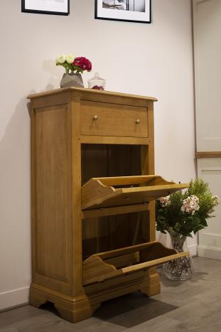 Meuble à chaussures réalisé en Chêne de style Louis Philippe