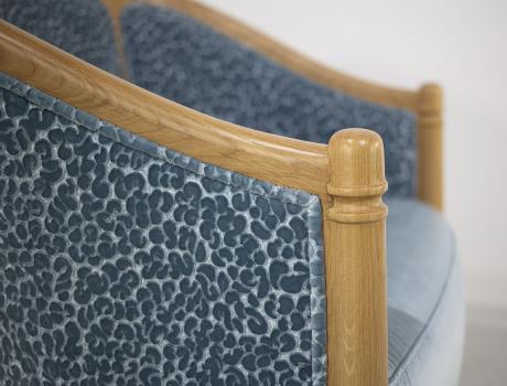 Fauteuil Cabriolet Paul réalisé en Chêne Massif de style Louis Philippe Bleu MMP