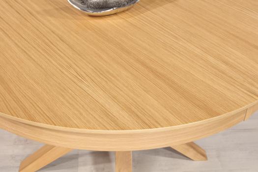 Table ronde Contemporaine Romain, diamètre 120 cm réalisée en chêne avec un pieds central et 1 allonge portefeuille de 50 cm 