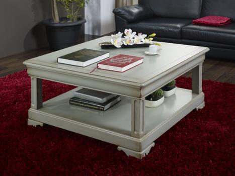 Table Basse carrée Clarisse réalisée en Chêne de style Louis Philippe Finition chêne brossé gris