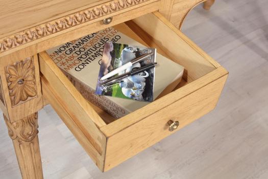 Bureau Ministre réalisé en Chêne de Style Louis XVI Finition Chêne Naturel Patiné Sculpté main SEULEMENT 1 DISPONIBLE 