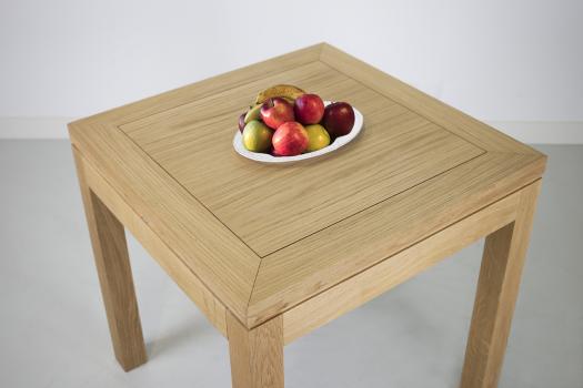 Table de repas 75x75 réalisée en Chêne massif de style Contemporain, plateau ouvert 150x75 SEULEMENT 1 DISPONIBLE