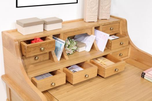Bonheur du Jour Louis réalisé en Chêne de style Directoire Surface d'écriture chêne