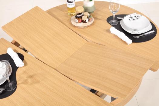 Table ronde extensible Léo réalisée en chêne diamètre 120 avec 1 allonge intégrée, piétement moderne 