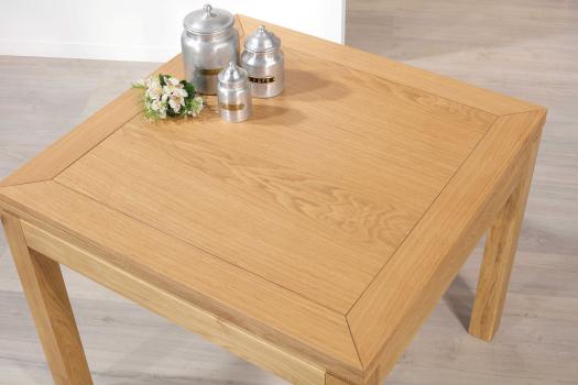 Table de repas 90x90 réalisée en Chêne massif de style Contemporain, plateau ouvert 180x90