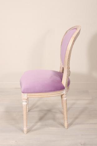 Chaise Simon réalisée en Chêne Massif de style Louis XVI Finition Chêne Brossé Blanchi