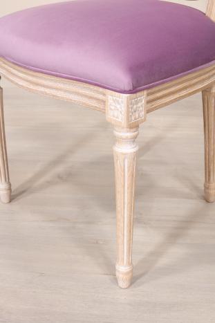 Chaise Simon réalisée en Chêne Massif de style Louis XVI Finition Chêne Brossé Blanchi