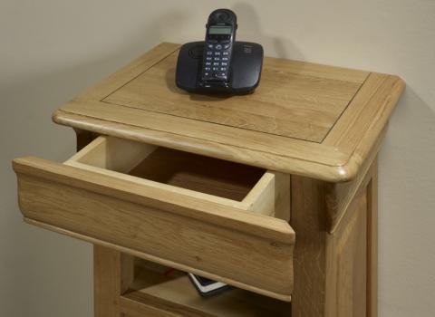 Meuble de rangement ou Téléphone Léo réalisé en Chêne Massif de style Louis Philippe SEULEMENT 1 CHENE NATUREL