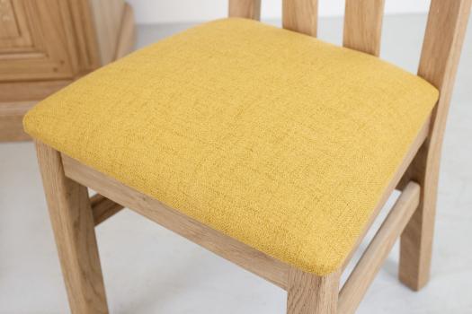 Chaise Léonor réalisée en Chêne Massif  Finition Chêne Brossé naturel Assise tissu d'ameublement FSM